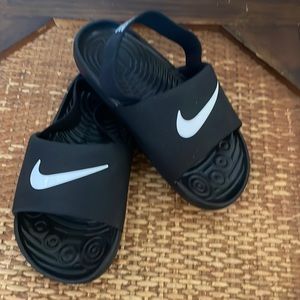 NWOT Toddler Nike Kawa Slides
